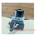 Load image into Gallery viewer, BMW F25 ABS PUMP CONTROL UNIT MODULE 6859757/6859758 Genuine Product used