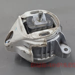 Bild in die Galerieansicht laden, BMW X3, F25, X4, F26 Motorlager 6785716 Originalteil gebraucht