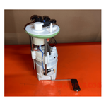 Bild in die Galerieansicht laden, BMW X5 E70 Kraftstoffpumpeneinheit 7164309 Originalteil, gebraucht