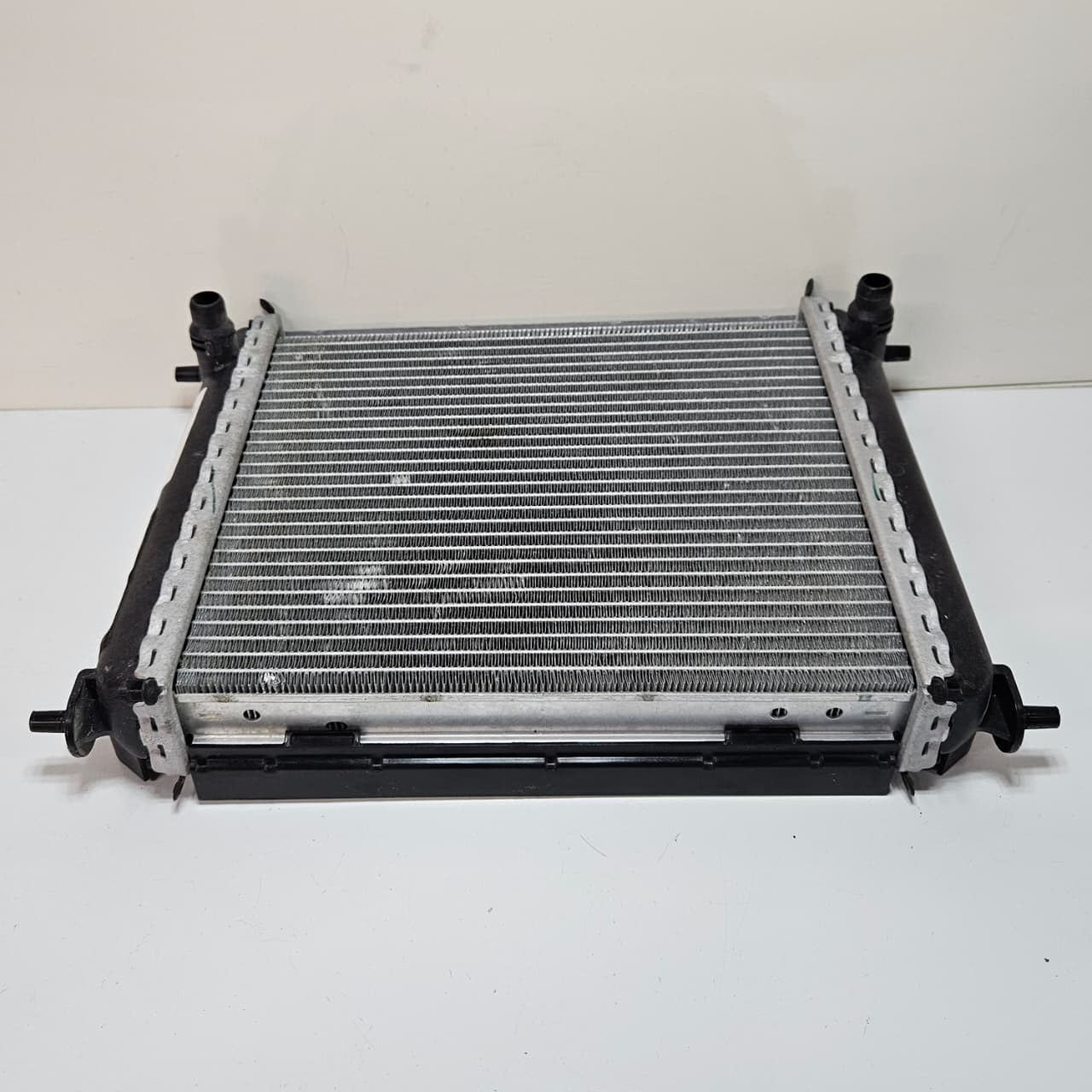 2023-2024 BMW XM G09 X5 X6 X7 Hybrid models Auxiliary Radiator 7560816