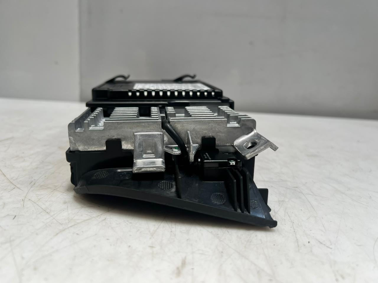 2014-2016 BMW 535d 5' F10 F11 GT F07 10.25" xDrive Display Screen 9266385 OEM