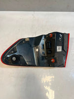 Bild in die Galerieansicht laden, 2010-2016 BMW F11 FENDER 528i LEFT RIGHT Tail Light BACK LIGHT 7203233 7203234