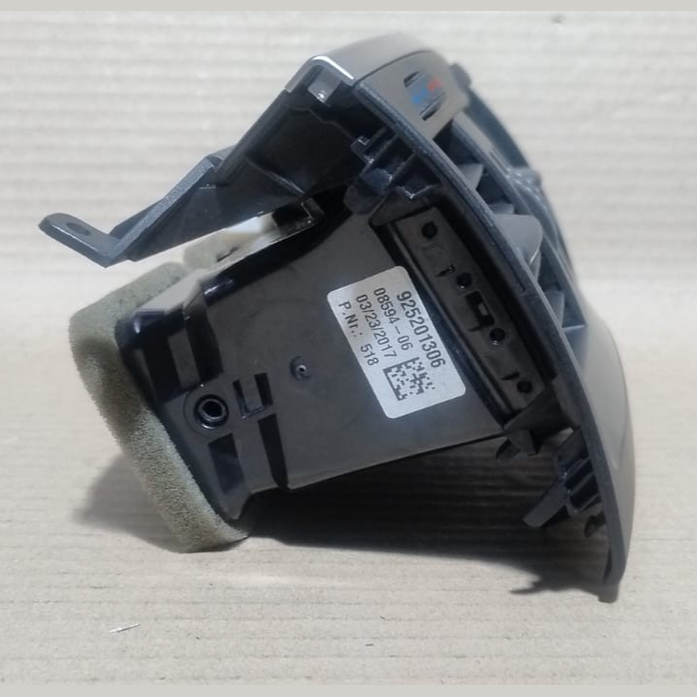 BMW F15 X5 REAR SEAT CENTER CONSOLE AC VENT TRIM HEATER 9252013