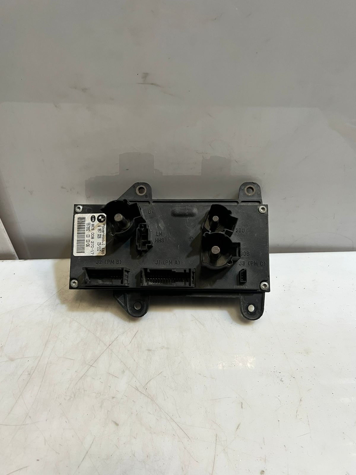 2006-2008 BMW 750i 7-Series E65 E66 Power Control Module UNIT 6957026 OEM