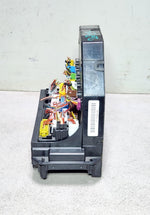 Bild in die Galerieansicht laden, 2010-2016 Mercedes-Benz E-Class Front SAM Module Relay Fuse Box A2129002827