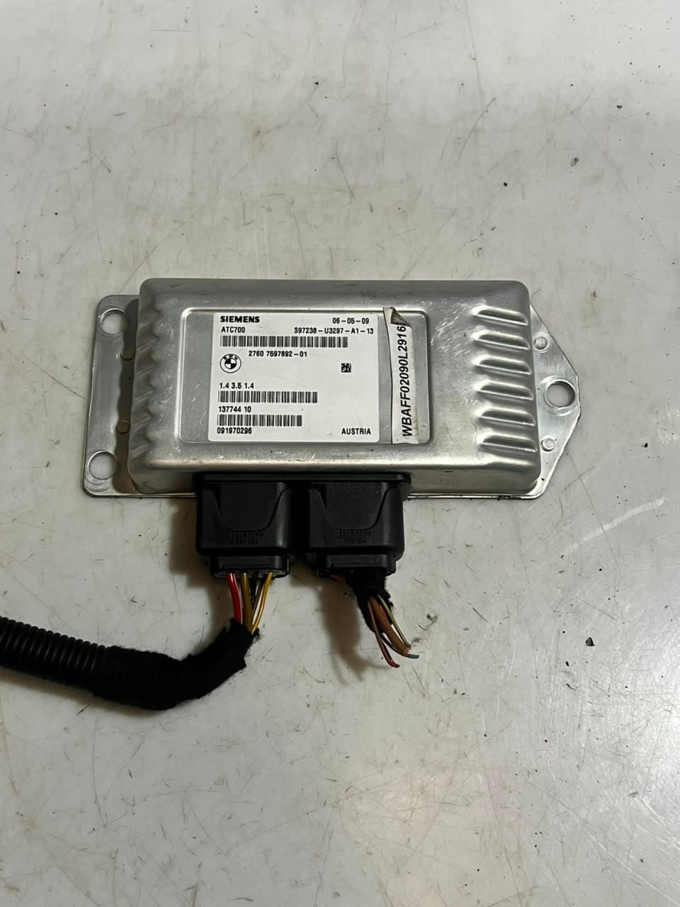 2007-2010 BMW X5 E70 and X6 E71 Transfer Case Control Module 7597892 OEM