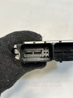 Load image into Gallery viewer, BMW E90 E60 320i N67N Engine Control Unit ECU ONLY DME 7581611 OEM
