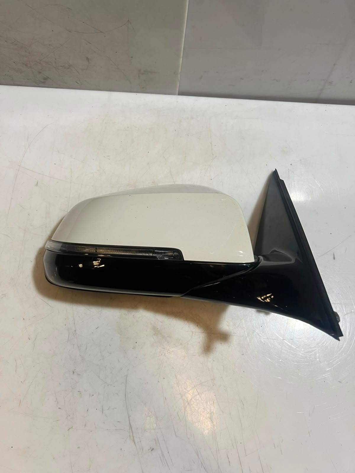 BMW 5 Series F10 F11 Right Side View Mirror Right Front Electric F0153124U6680