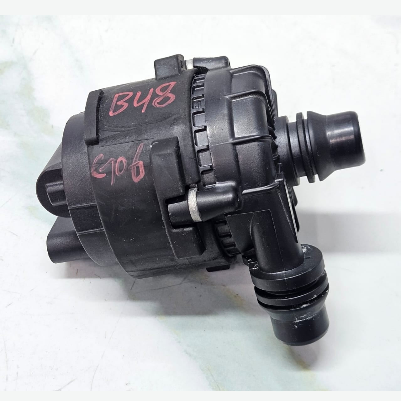 2022 BMW B48 G06 Electric Water Pump 9455034 OEM