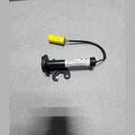 Bild in die Galerieansicht laden, BMW 5 Series F10 F11 Bonnet Actuator Right Pedestrian Protection 7263056 OEM