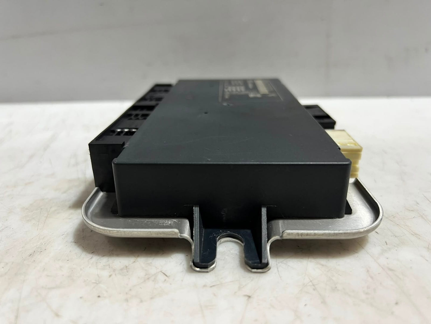 BMW 5 Series GT F07 FRM3 Footwell Light Control Module FRM3 9236459 OEM