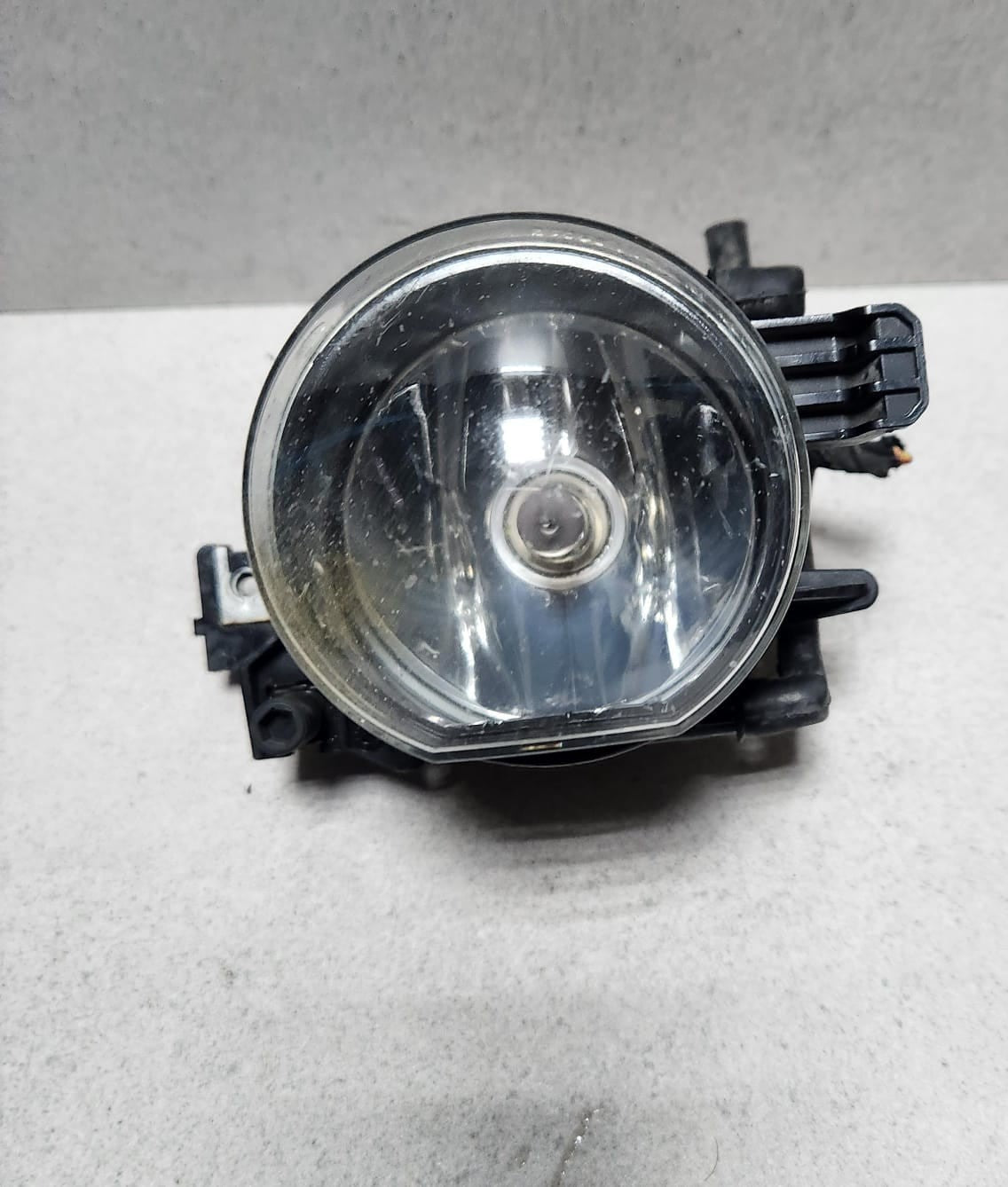 2006-2008 BMW 750i Front Fog Light 6943415 740Li 750i 750Li 760Li and Alpina