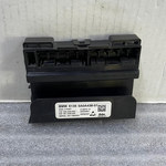 Bild in die Galerieansicht laden, OEM BMW 5 Touring G31 Ethernet Switch Box 6135 5A0A438 FUBA