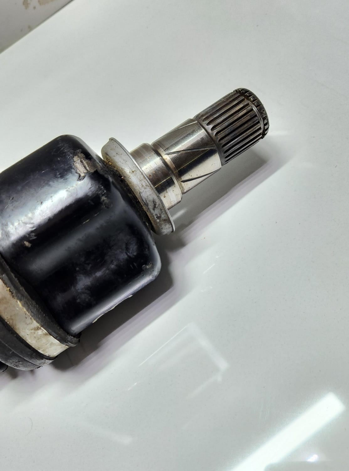 2019-2024 BMW 118i Front Drive Shaft 8681523 1 Series F40 and BMW 2 Series F44
