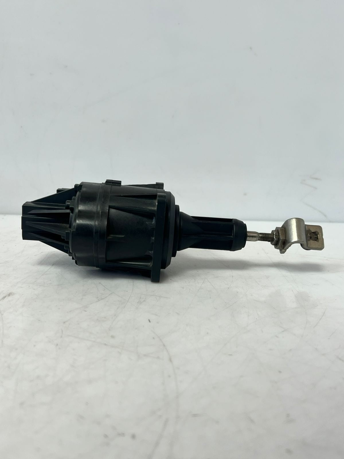 2015 BMW 320i 3' F30 320i N20 N26 Turbocharger Wastegate VALVE Actuator 7649275