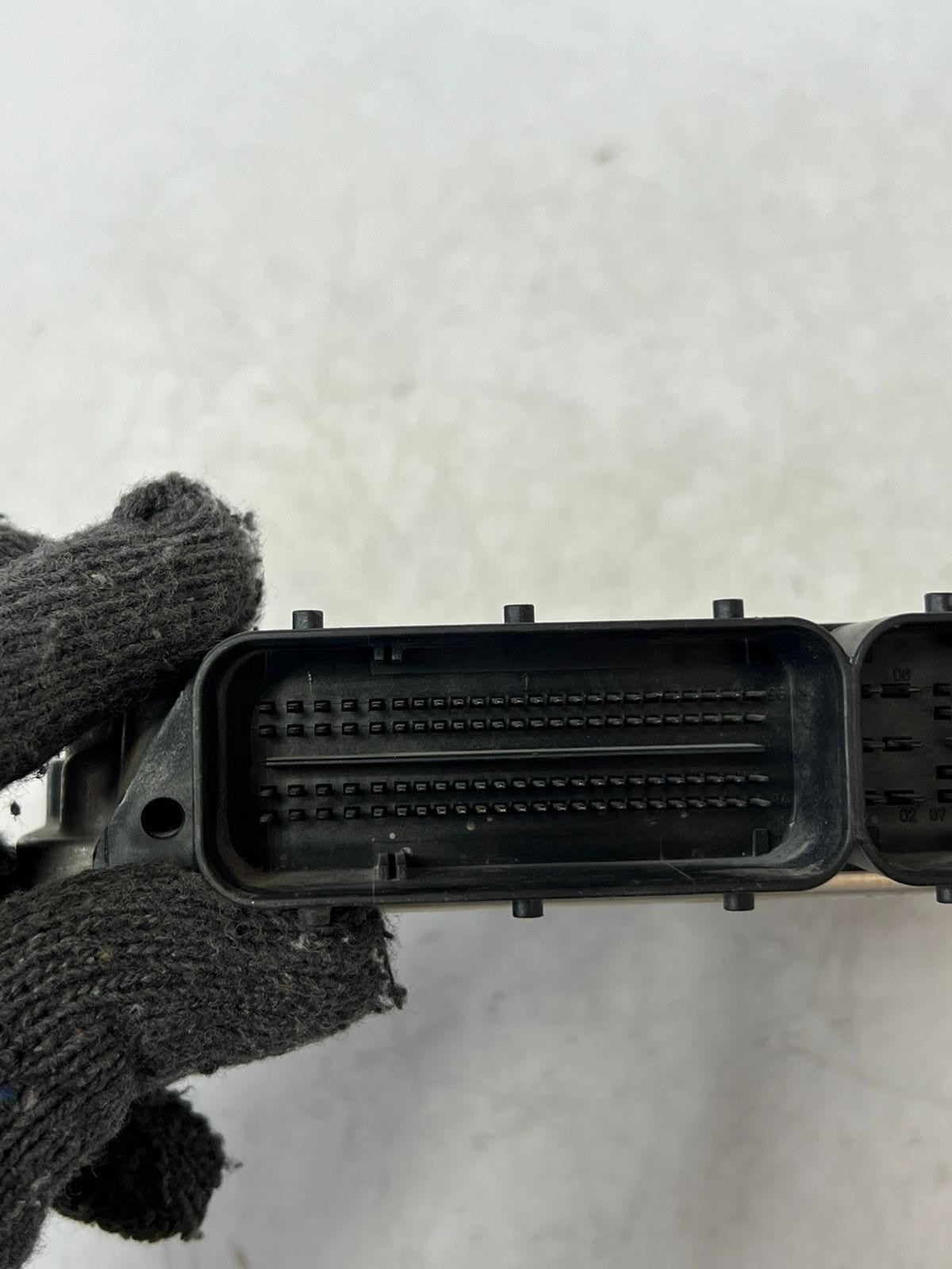 2015 BMW F10 520d F20 120d F30 320D Engine Control Unit ECU DDE 8578995 OEM