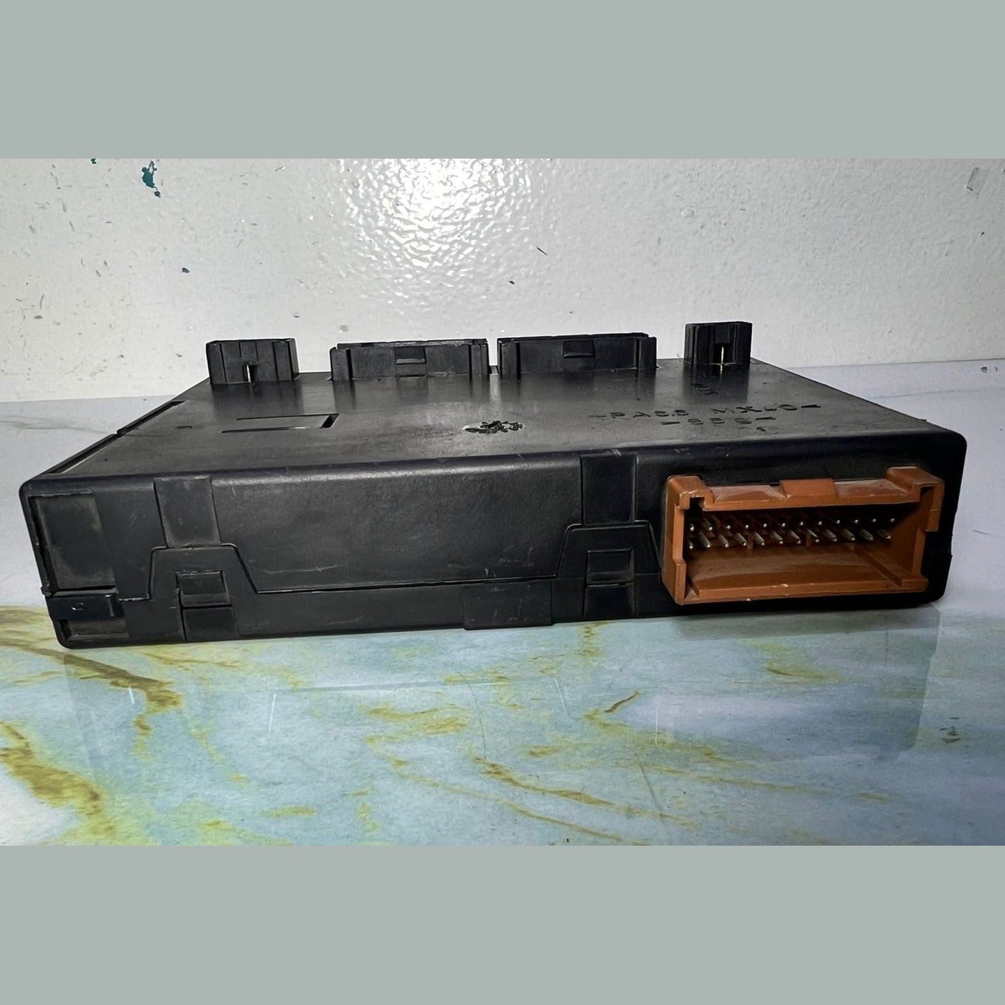 2003-2005 Mercedes-Benz ML350 Body Control Module A1635452832 W163 ML Class