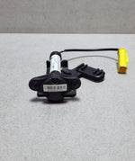 Bild in die Galerieansicht laden, 2013-2018 BMW X5 F15 and X6 F16 RIGHT SIDE Hood Hinge Actuator 7326020 OEM