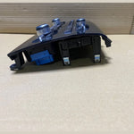 Bild in die Galerieansicht laden, 2017-2018 BMW X6 F16 Air Conditioning And Radio Control 6817851