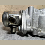 قم بتحميل الصورة إلى عارض الصور، 12-18 Mercedes W212 C300 M276 High Pressure Fuel Pump W/Housing A276 0700101 OEM