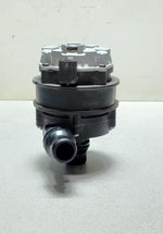 Bild in die Galerieansicht laden, BMW Auxiliary Water Pump Electric 8637953 1, 2, 3, 4, 5 Series and M4 OEM