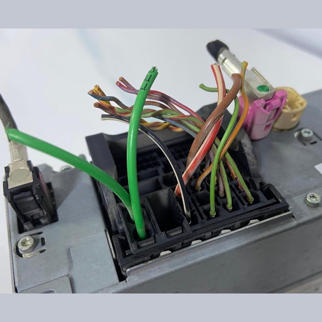 OEM BMW F10 F11 CD RADIO PLAYER HEAD UNIT CONTROL 9250316