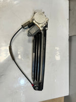 Bild in die Galerieansicht laden, 1999-2000 BMW M5 E39 5-Series Z8 FRONT LEFT Door Window Regulator Motor 8360511