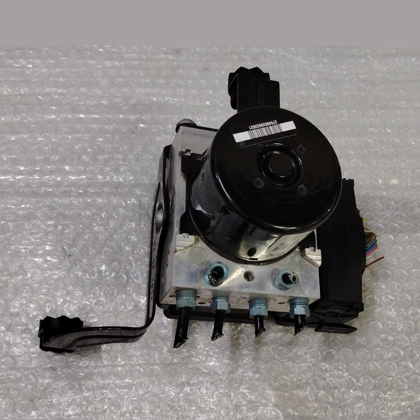 OEM BMW 1 SERIES F20 F21 2012 2.0 DIESEL ABS PUMP CONTROL MODULE UNIT 6860730