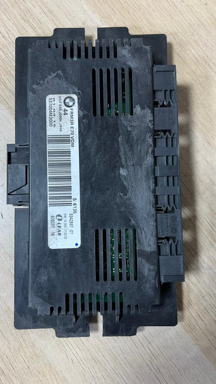 BMW 2007-2013 X5 Footwell Light Control Module 9342897 X5 E70 and X6 E71