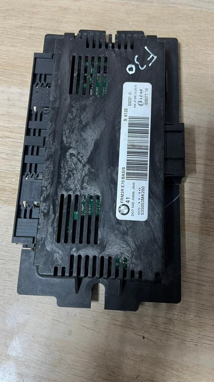 BMW Body Control Module 9242521 BMW E70 X5 and E71 X6