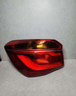 Bild in die Galerieansicht laden, 2015-2020 BMW X1 Rear Tail Light 7488545 X1 F48 sDrive18d