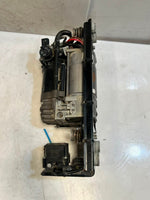 Bild in die Galerieansicht laden, 2010-2015 BMW 5' F01 F02 F10 F11 750Li Air Suspension Compressor 6794465 OEM
