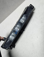 Bild in die Galerieansicht laden, 2016-2019 BMW 750i Front Right Led Fog Lamp 7342954 7 Series G11 G12
