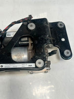 Bild in die Galerieansicht laden, 2007-2013 BMW X5 E70 and X6 E71 Air Suspension Compressor Pump 6859714 OEM