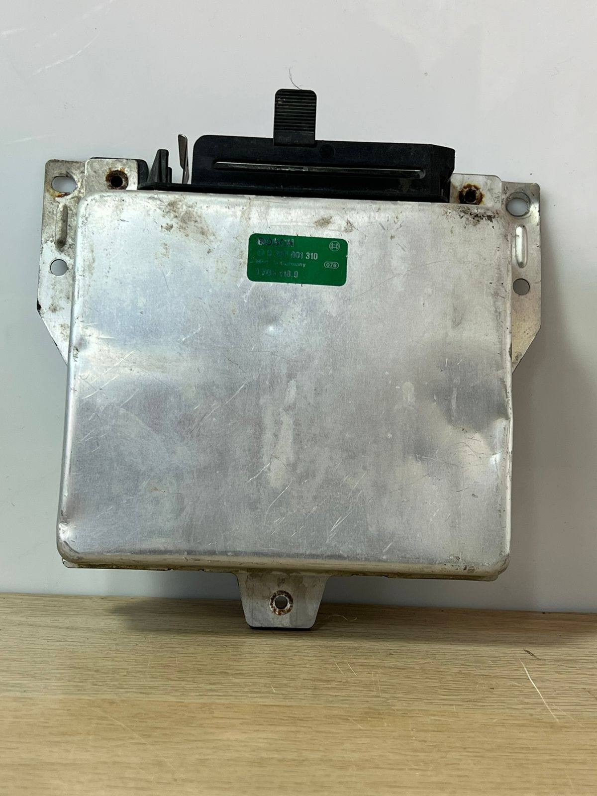  BMW E23 728i E24 628i E28 528i E30 328i Control Module ECU 0280001310 17064