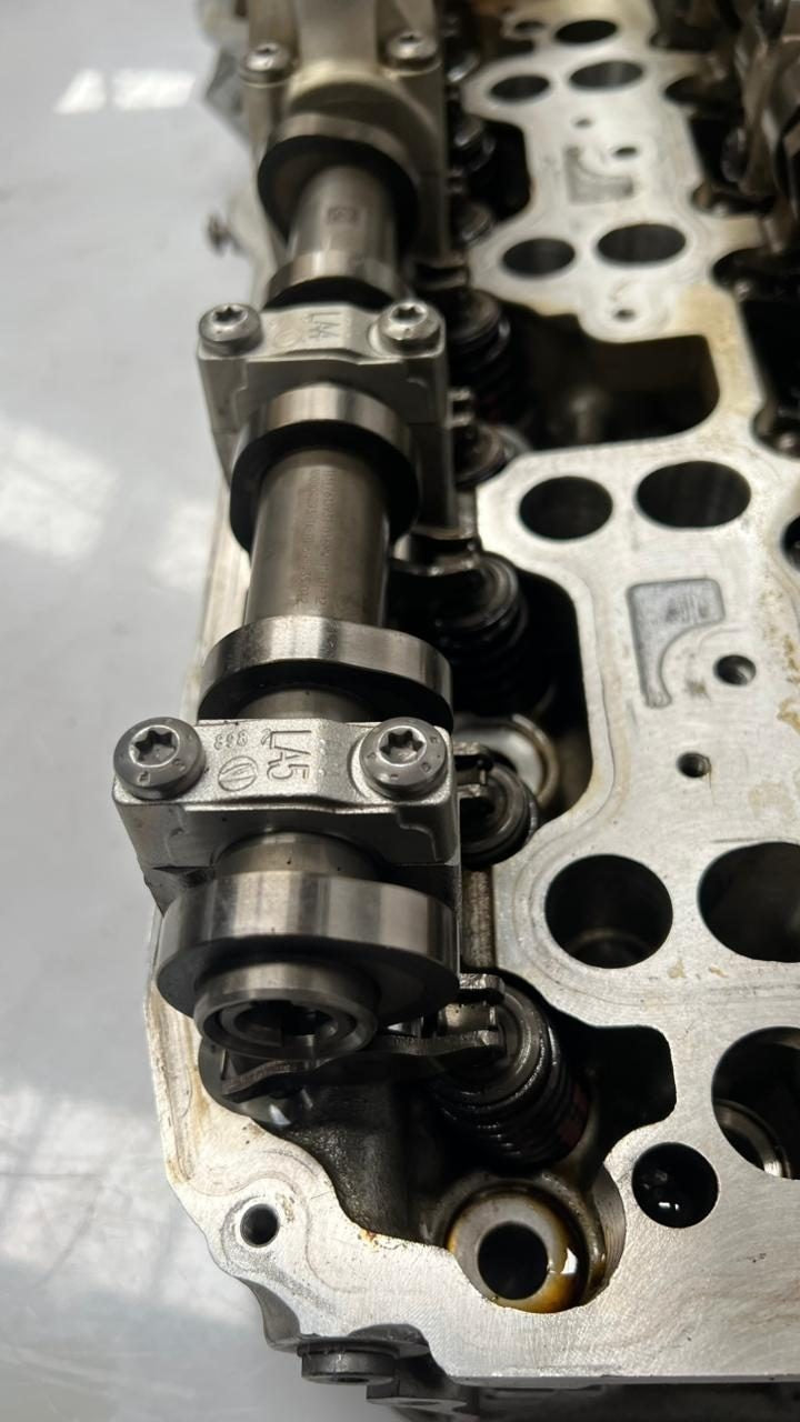 BMW Engine Cylinder Head 7845492 F06 F10 F12 F13 models with 4.4L petrol engines