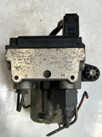 Bild in die Galerieansicht laden, 1997-2000 BMW 528i 5 Series E39 Abs Brake Pump Module 0265217000 1090910 OEM
