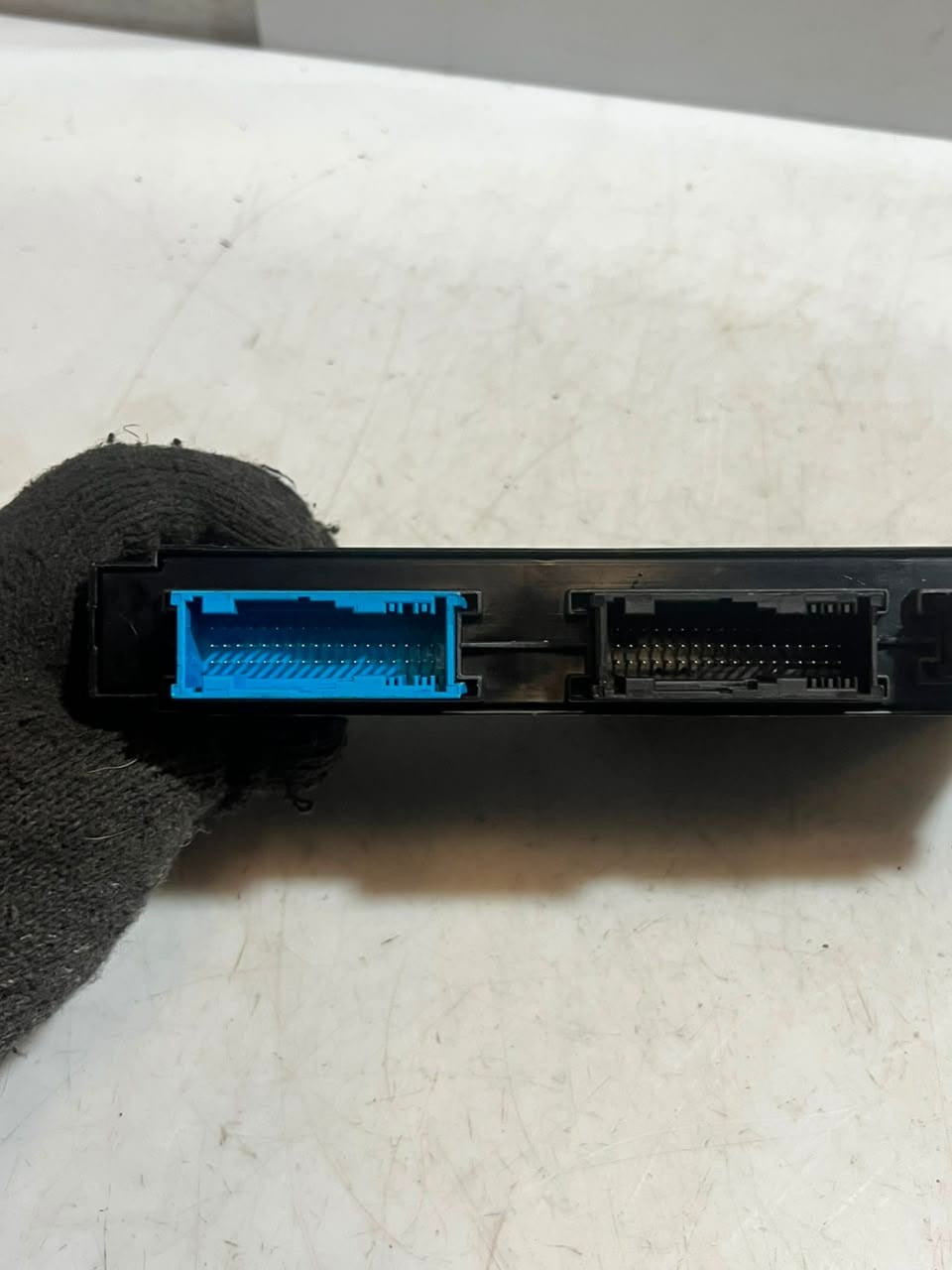 2011 BMW X3 F25 and X4 F26 Junction BOX Body Control Module 9267535 OEM