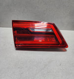 Bild in die Galerieansicht laden, 2019 BMW M5 Left Inner Taillight 9481823 5 Series G30 F90 530i and M5