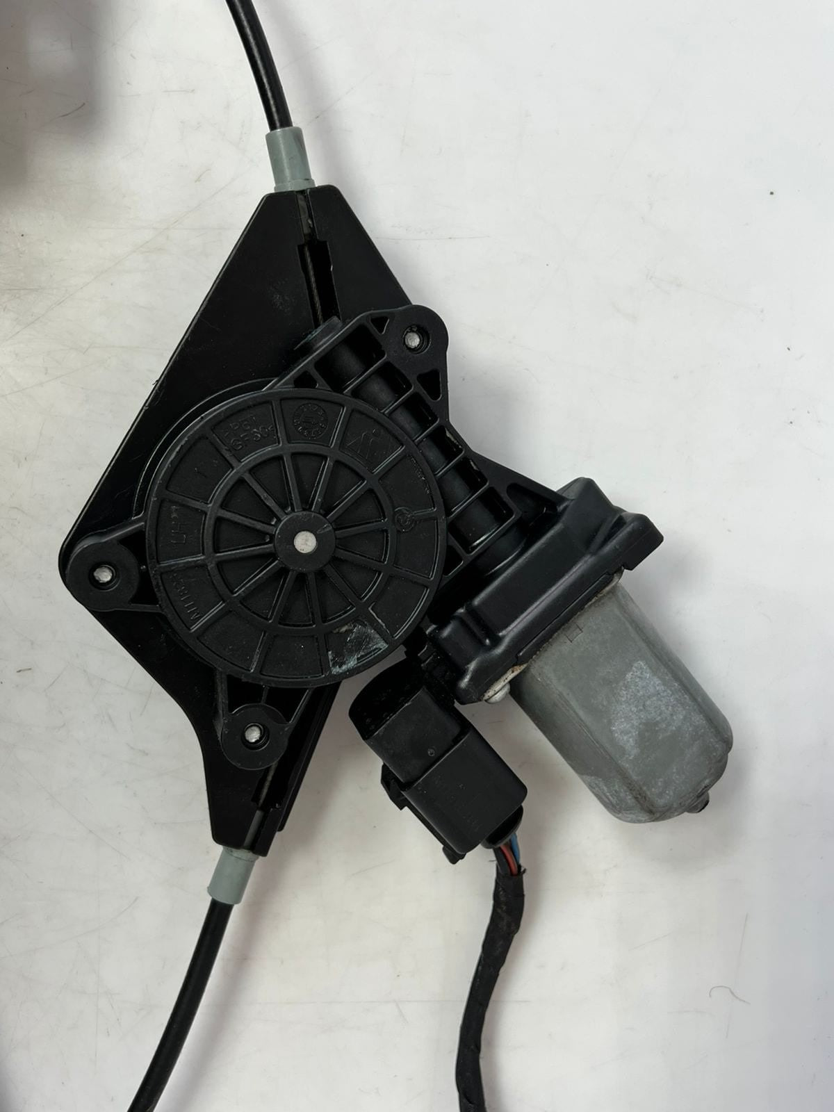 2011-2017 Mini Cooper Countryman R60 Rear Right Window Regulator 9800636 OEM