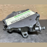 قم بتحميل الصورة إلى عارض الصور، 2012 Mercedes-Benz W207 E-Class OM276 Cylinder Head Vacuum Pump A276 2300065 OEM