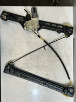 Load image into Gallery viewer, 2008-2014 BMW X6 E71 RIGHT Front Door Window Regulator With Motor 7267664 OEM