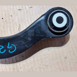 قم بتحميل الصورة إلى عارض الصور، BMW G20 G22 G26 G42 Z4 G29 REAR SUSPENSION WISHBONE ARM RUBBER BUSHING 6881199