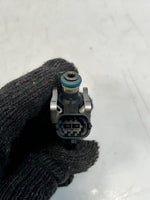 Load image into Gallery viewer, 2012-2015 BMW 118i Mini Cooper R55 R56 R57 R58 Fuel Injector 7591623 OEM