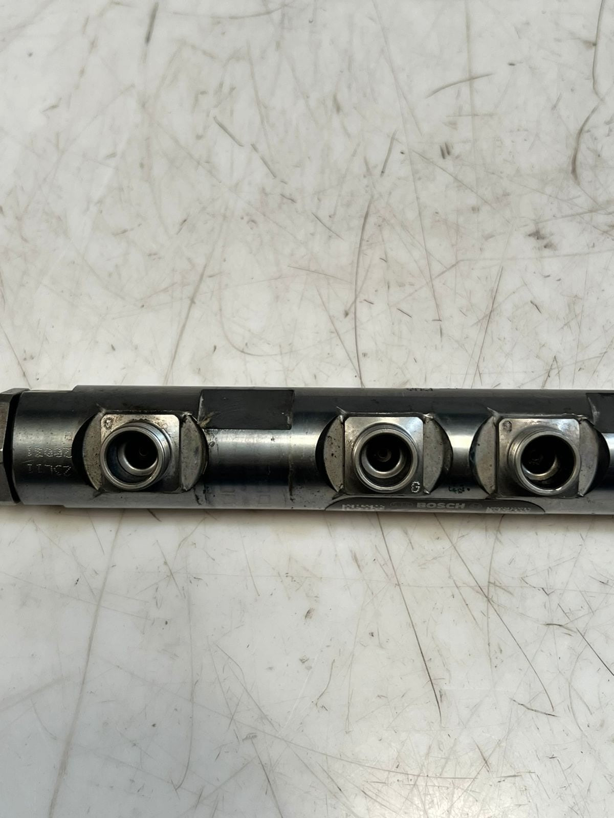 BMW 3 Series F30 F31 F35 320d 328d DIESEL Fuel Injection Rail 7800601 OEM