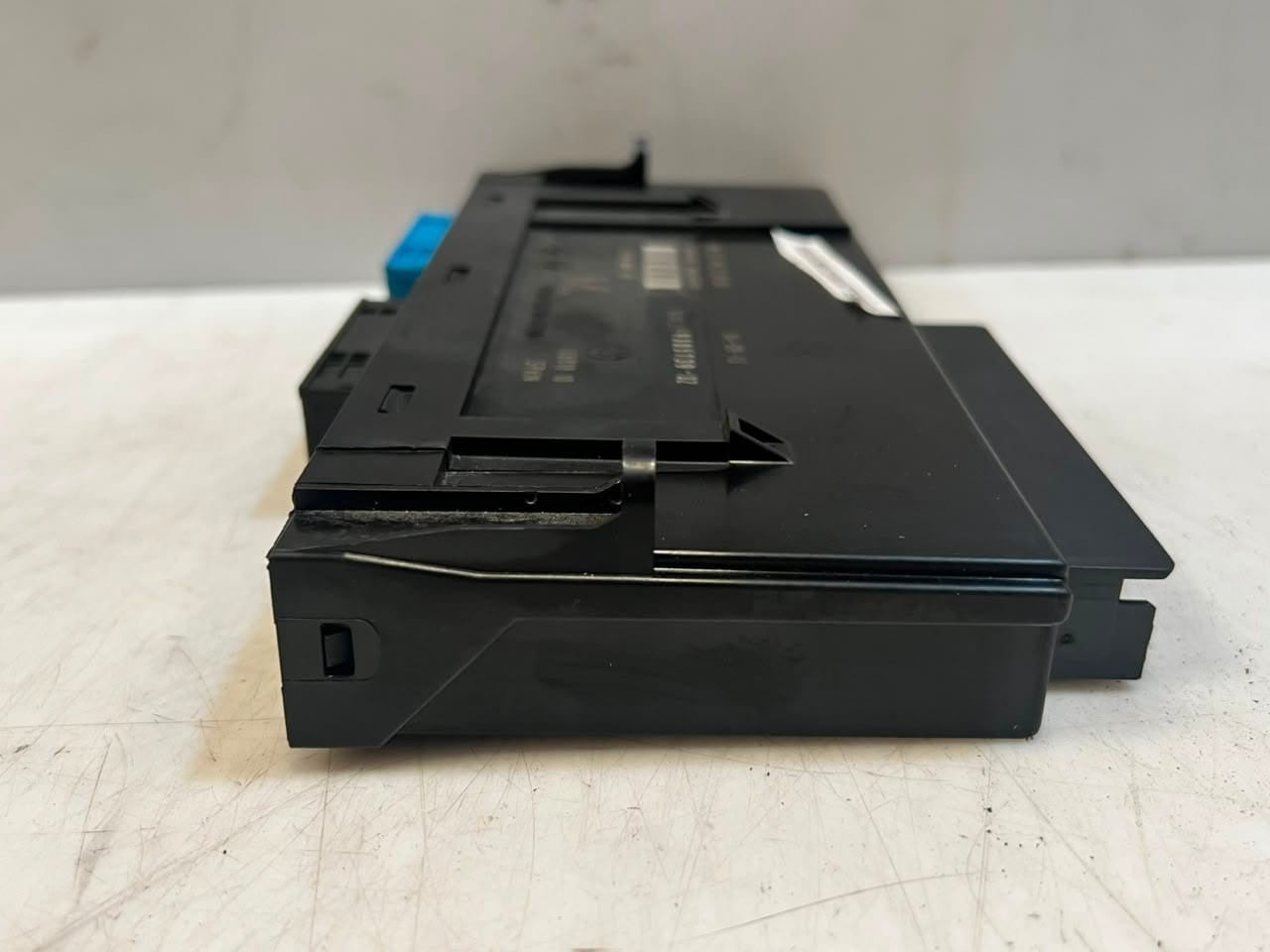2010-2014 BMW X1 E84 Body Control Module BCM 9305739 OEM
