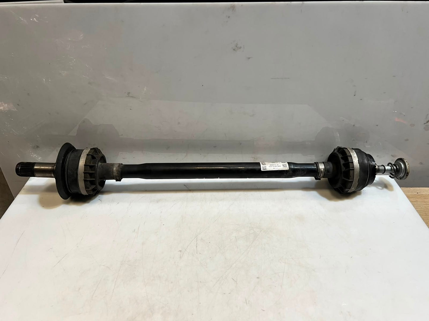 2021 BMW 330e 3 Series G20, G21, G28 Rear Left Driveshaft 8666073 OEM