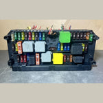 قم بتحميل الصورة إلى عارض الصور، 10-16 Mercedes-Benz W212 W204 Front SAM Module Relay Fuse Box A212 9003414 OEM