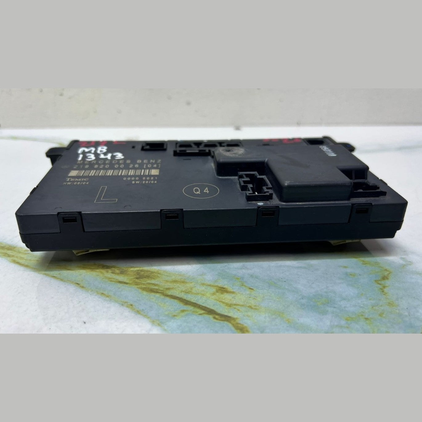 2006 Mercedes-Benz CLS500 Front Left Door Control Module A2198200026 W219 CLS