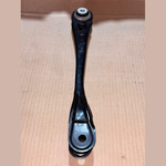 قم بتحميل الصورة إلى عارض الصور، BMW 5 SERIES G30 6 SERIES G32 G14 7 SERIES G12 REAr TRAILING ARM RUBBER 6861114